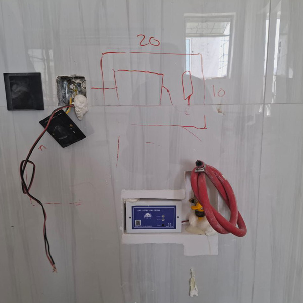 gas pipes and safety control unit installation in abu dhabi